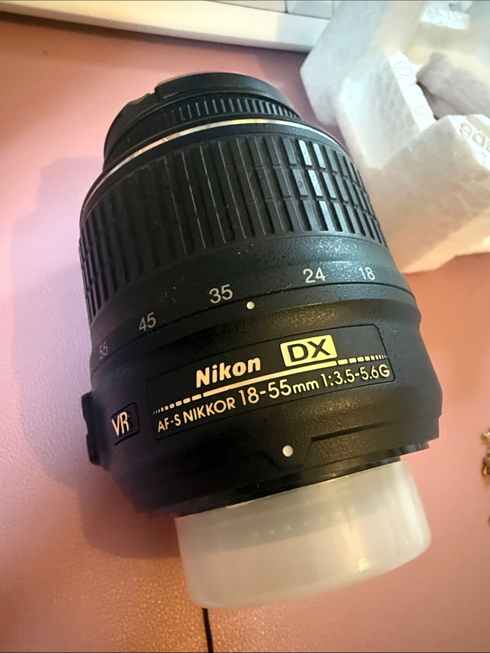 Nikon DX AF-S NIKKOR 18-55mm f/3.5-5.6G VR Lens - Black